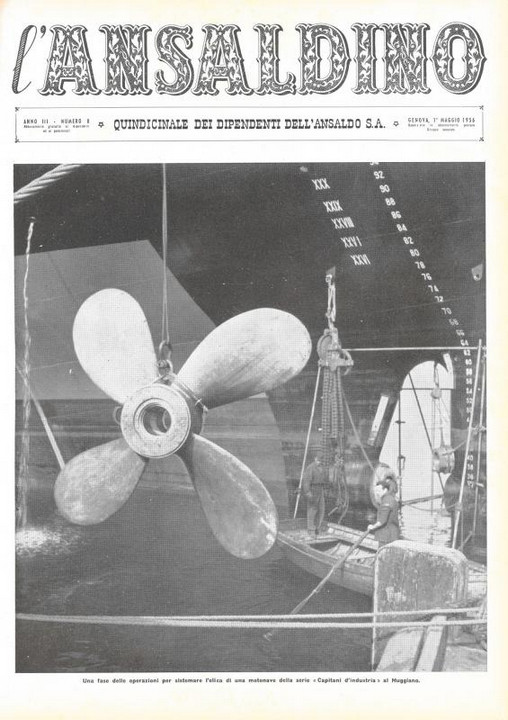 p. 1 (copertina), una fase delle operazioni per sistemare l'elica di una motonave della serie "Capitani d'industria" al Muggiano, 1956